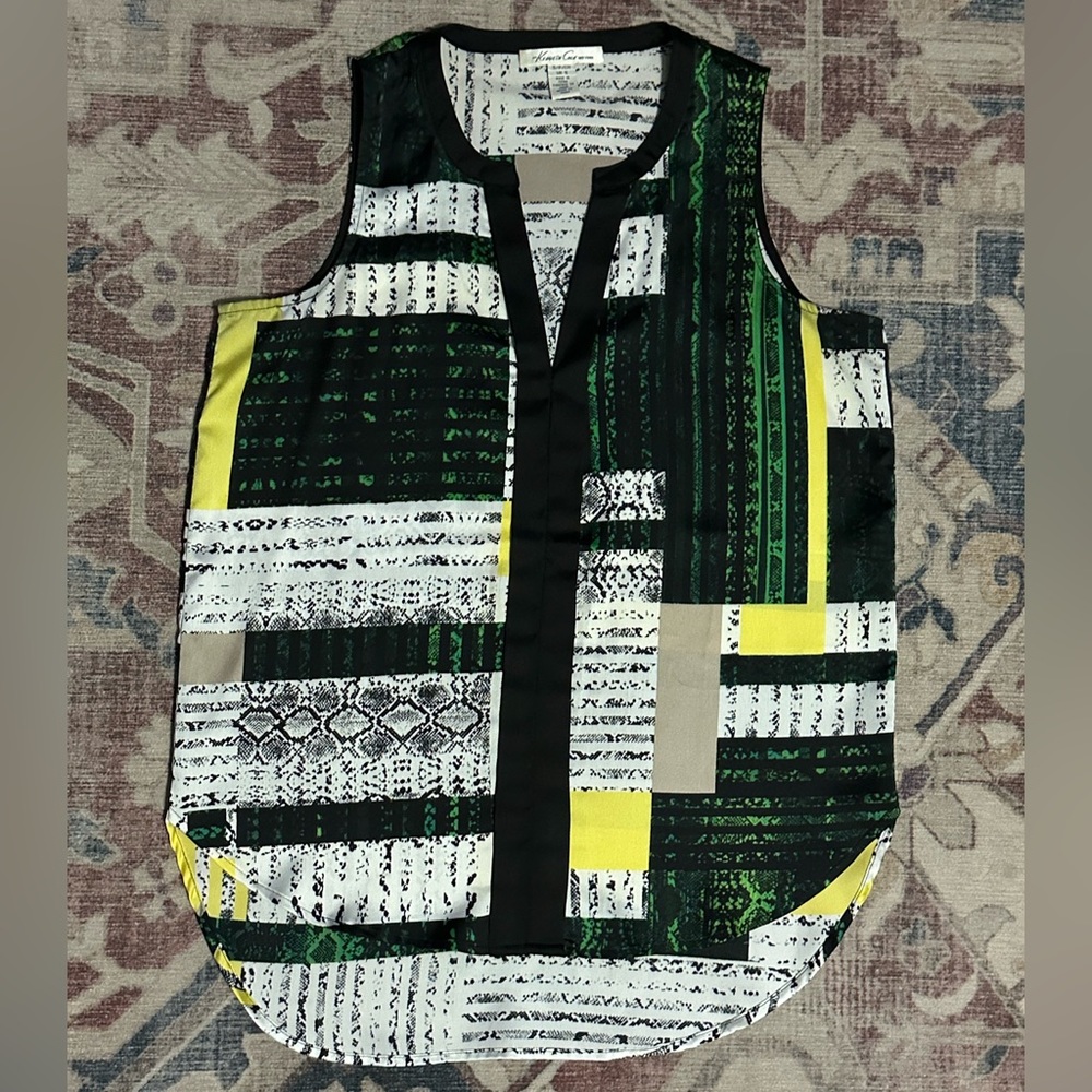 Kenneth Cole Black and Green Geometric Top